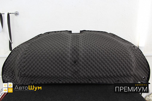 шумоизоляция обшивки крышки багажника Тойоты Камри XV40